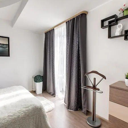 Spacious Kirova Mgapartments Apartament