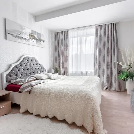 Spacious Kirova Mgapartments Apartament